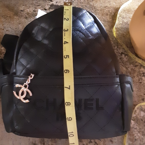 Backpack - Picture 9 of 9